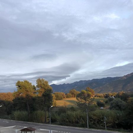 Superbe Appartement Vue Montagne Proximites Grandes Surfaces Poggi Luaran gambar